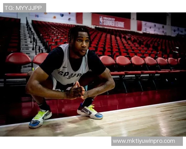 卡马拉赞布雷克韦斯利速度与风格兼具防守表现令人印象深刻 卡马拉赞布雷克韦斯利速度与风格兼具防守表现令人印象深刻