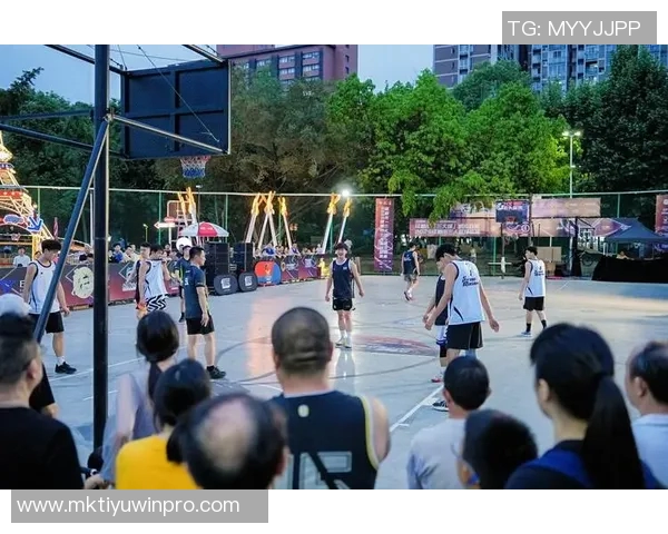 能扣篮的姑娘越来越多了她们在篮球场上展现出无限魅力与力量 能扣篮的姑娘越来越多了她们在篮球场上展现出无限魅力与力量